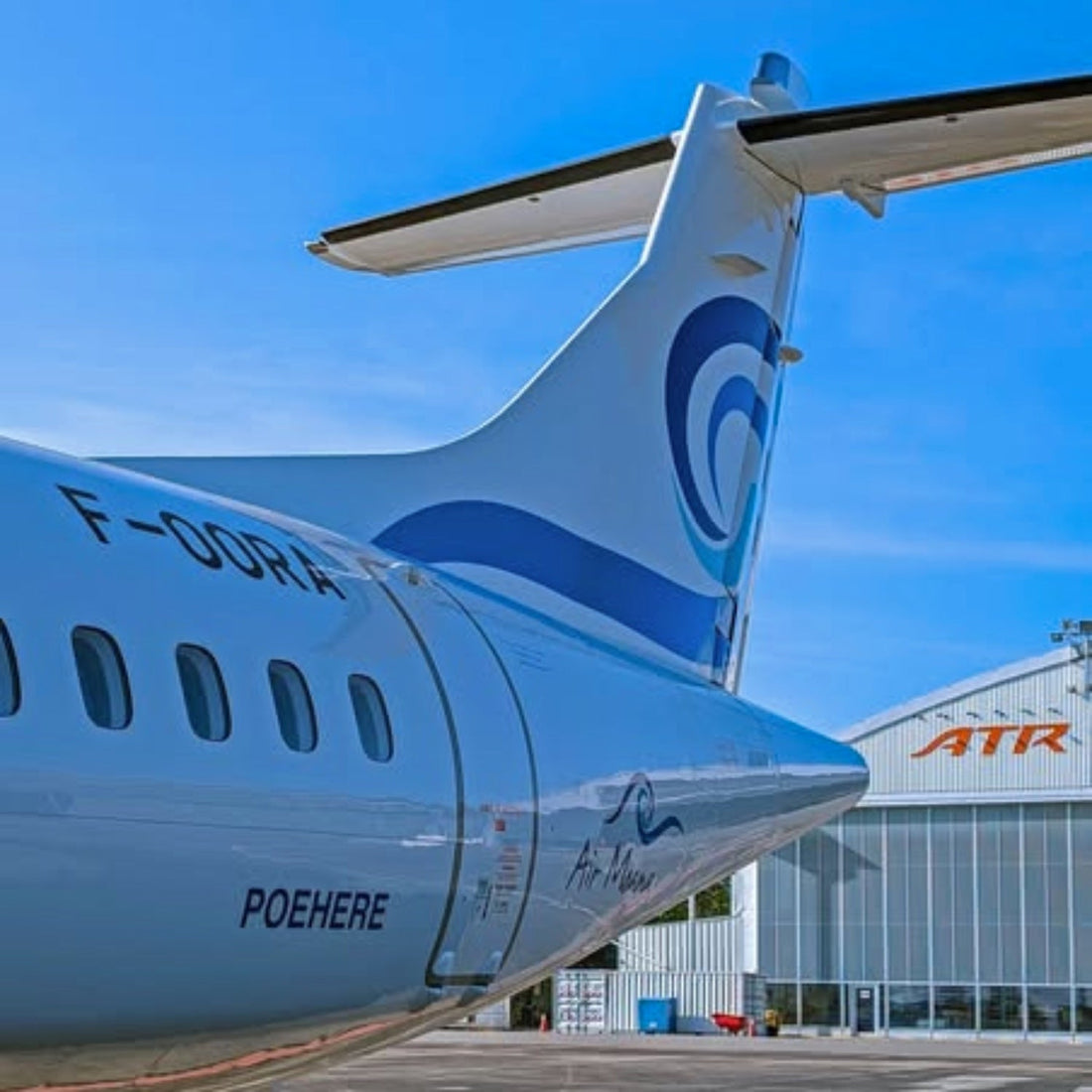 Air Moana ATR72