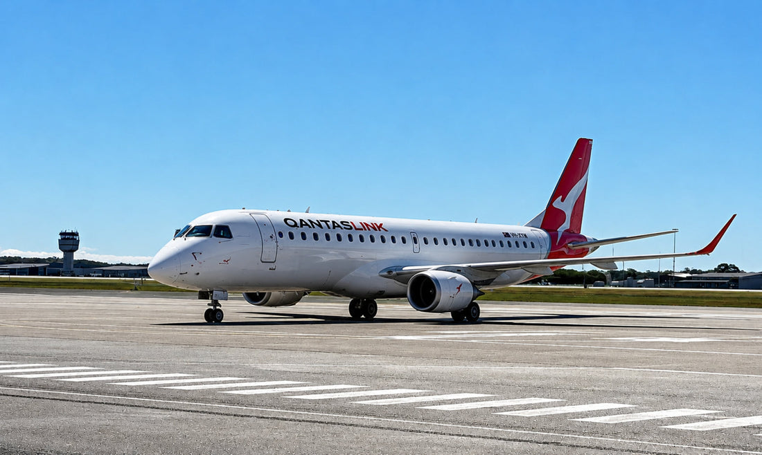 QantasLink E190-100 at Newcastle Airport