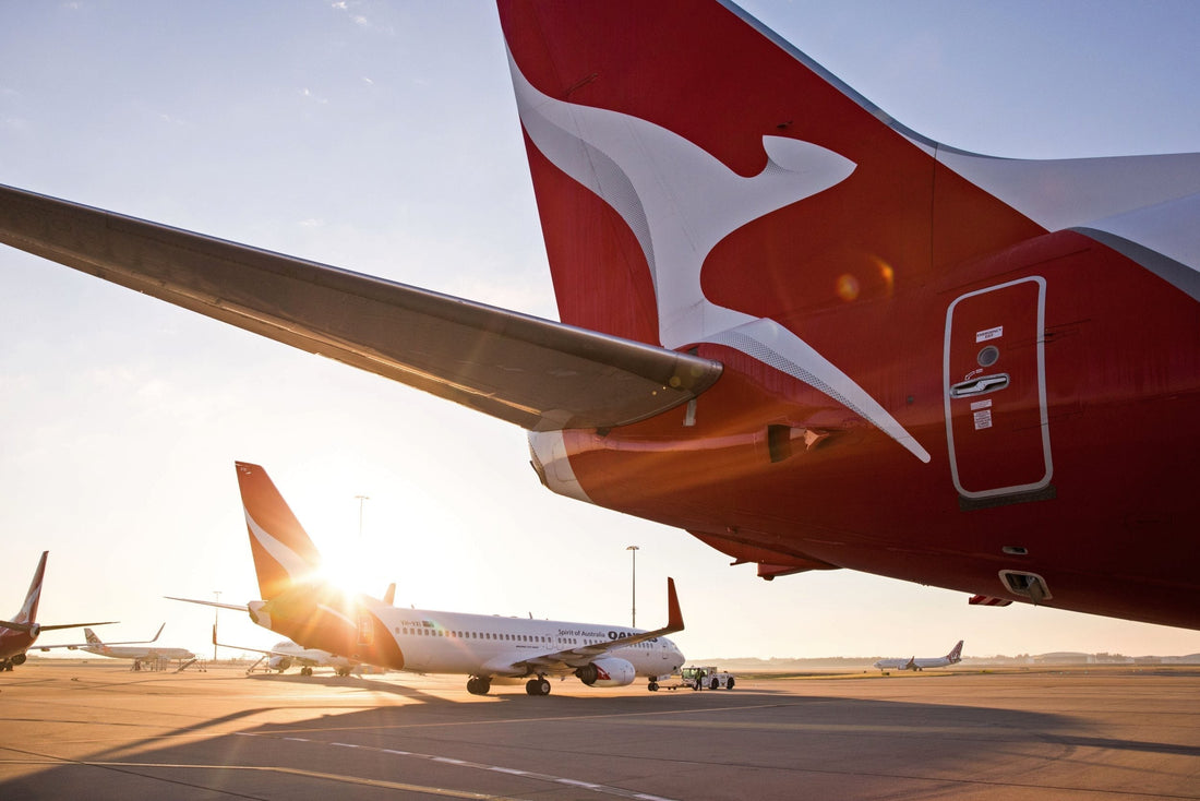Qantas B737-800