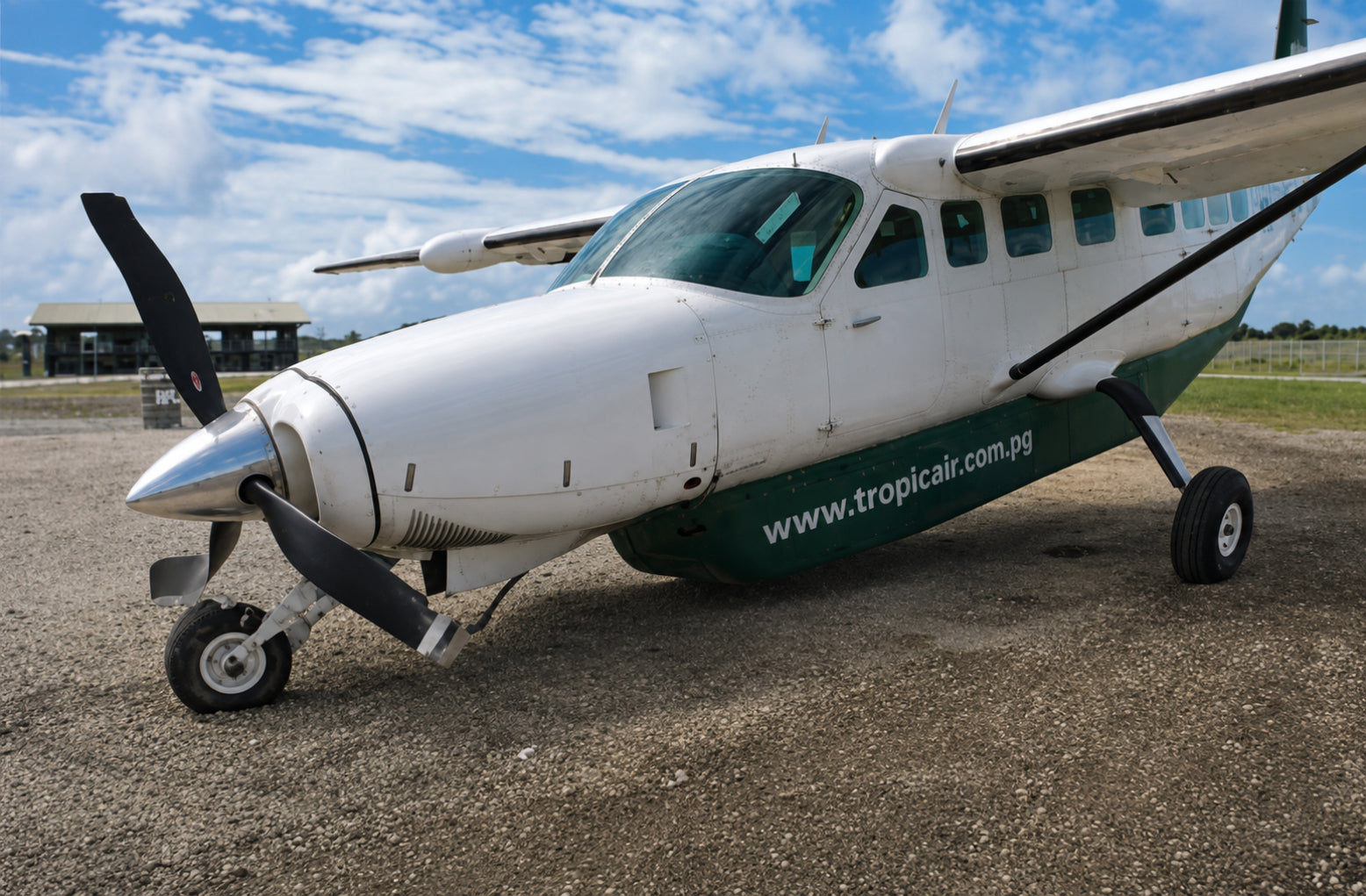 Tropicair Cessna 208B Grand Caravan Balimo Heavy Landing Incident