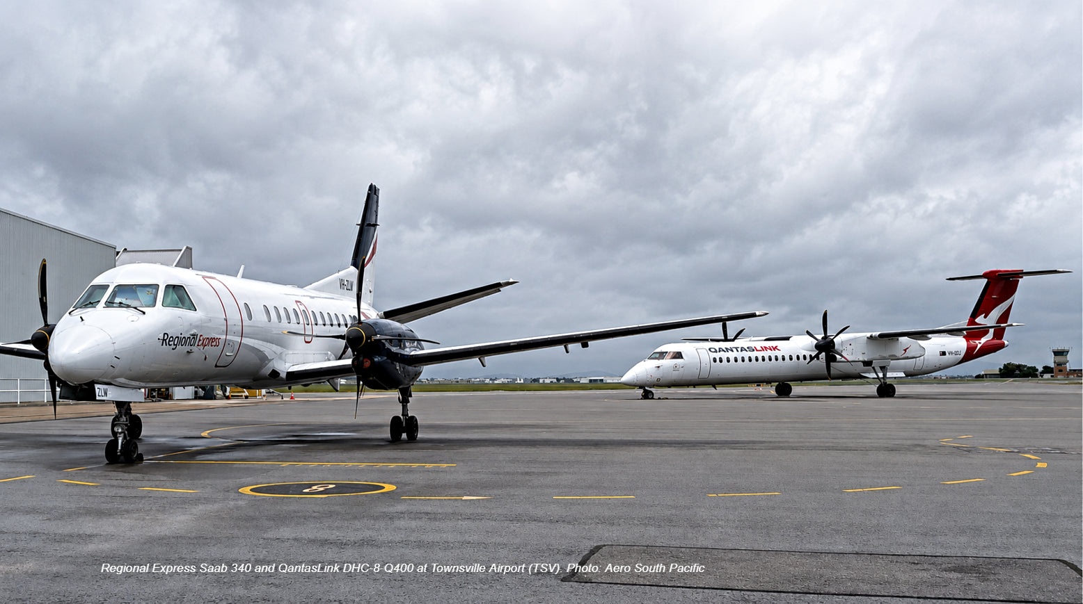 Rex Saab 340 and Qantaslink Q400 at Townsville Airport